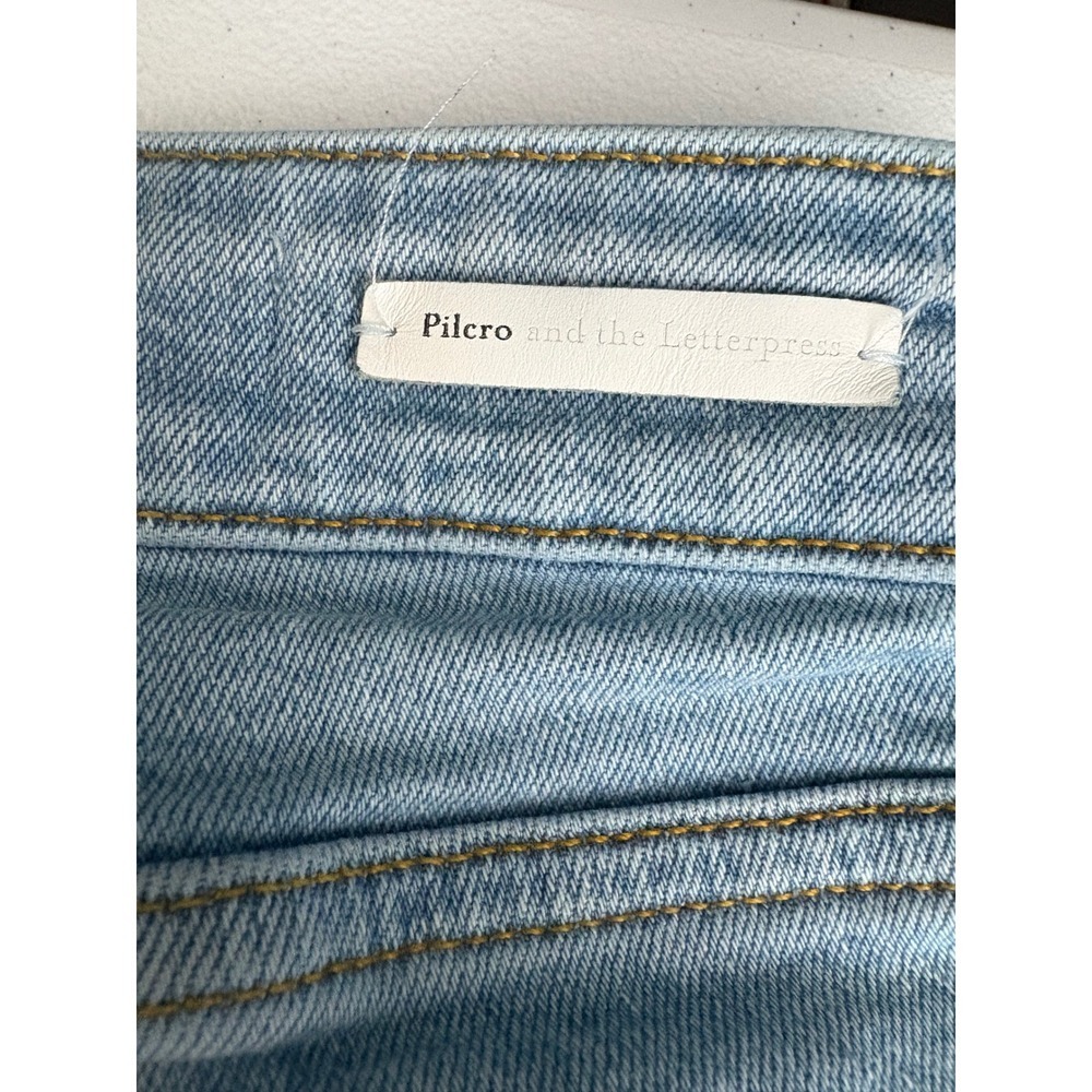 Pilcro and the Letterpress Light Wash Skinny Jeans with Floral Embroidery - Picture 4 of 10